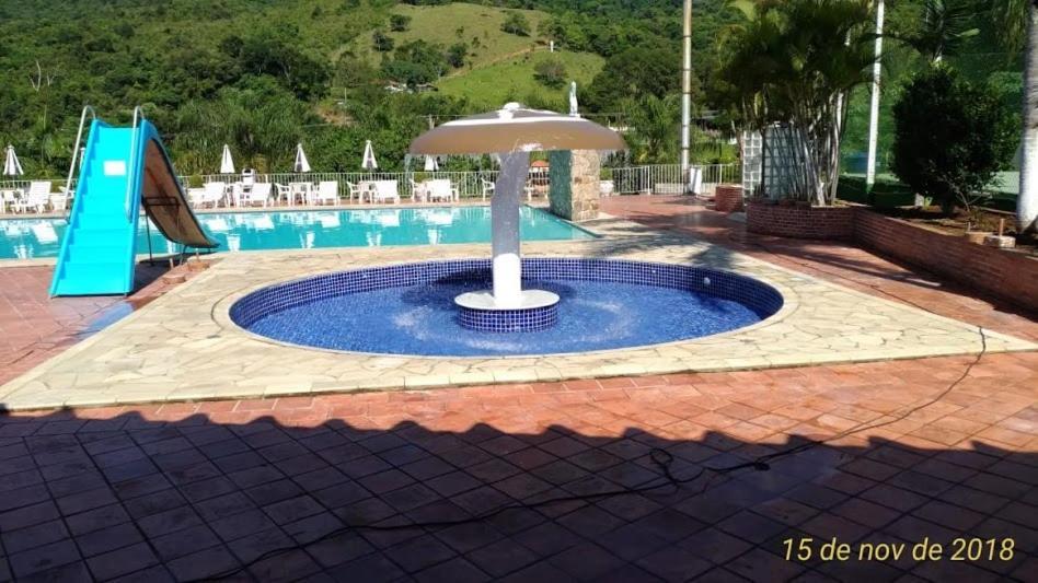 Flat Cavalinho Branco Com Piscina Aquecida 11M - 5 Min Da Praca Aparthotel Águas de Lindóia Екстериор снимка